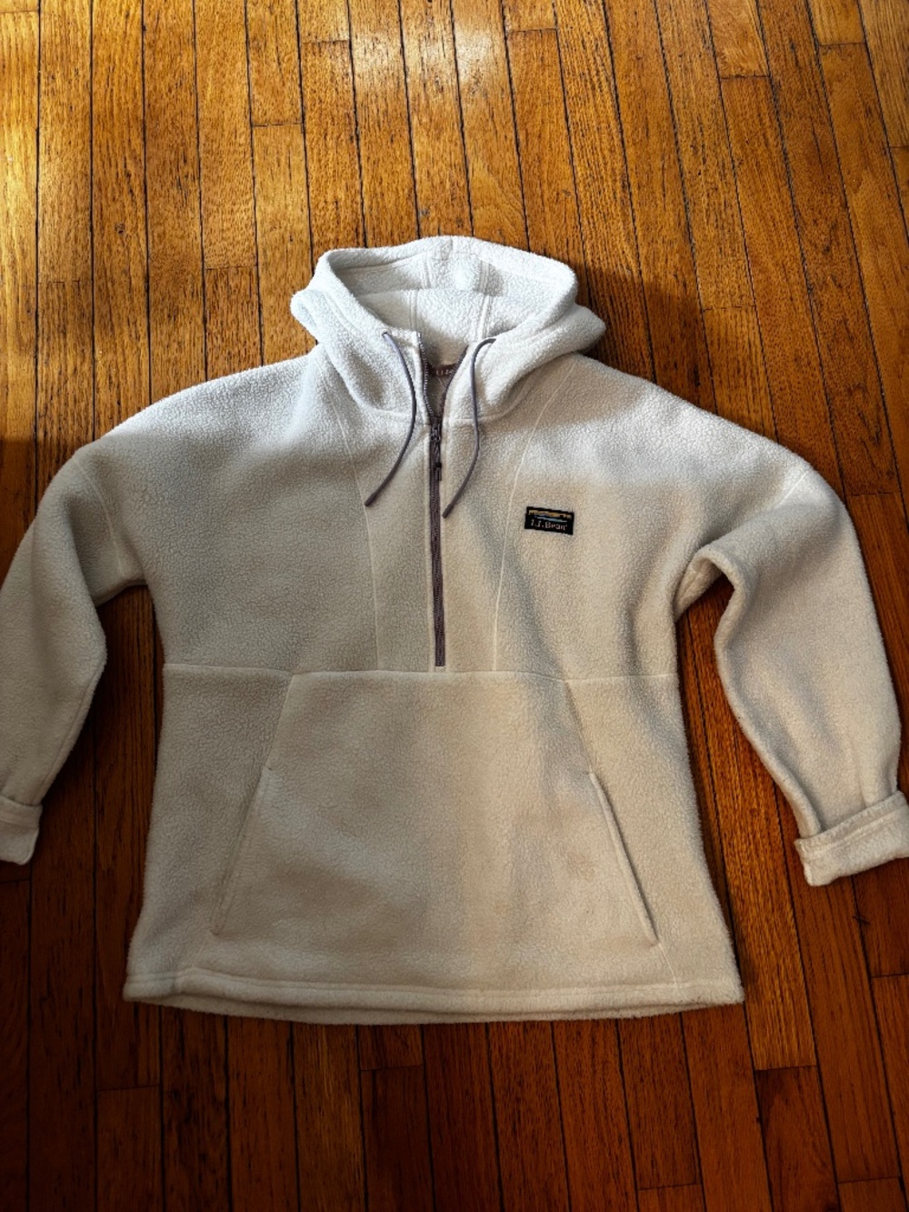 LL Bean Pullover - Picture 1 of 3